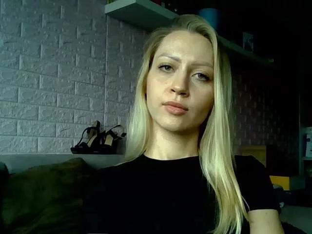 alisadesire from BongaCams is Freechat