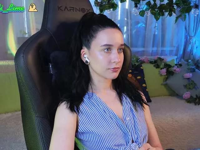 KiraLiLime from BongaCams is Freechat