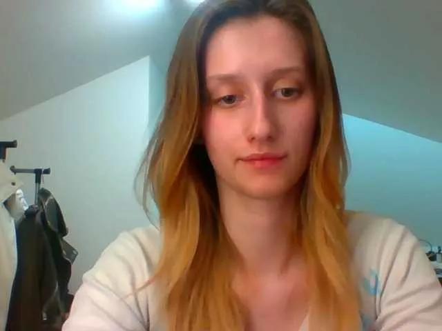 LUNAdream from BongaCams is Freechat