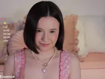 _female_essence_ from Chaturbate is Freechat