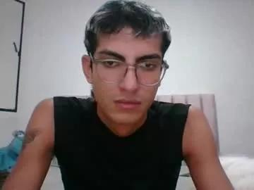 axellatino_ from Chaturbate is Freechat