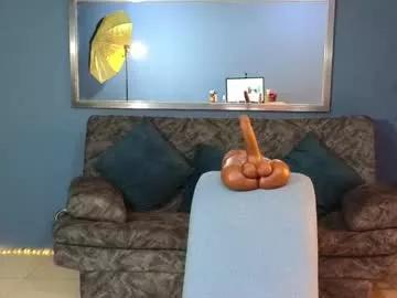 Photos of lia_assholeorange_ from Chaturbate is Freechat