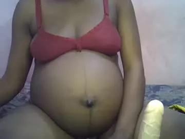 Prettyebonyprego webcams show profile image 