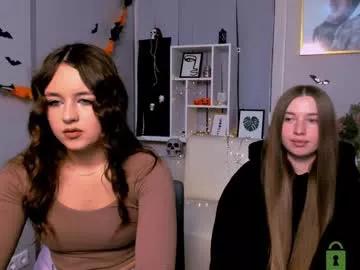 rozmary_ket from Chaturbate is Freechat