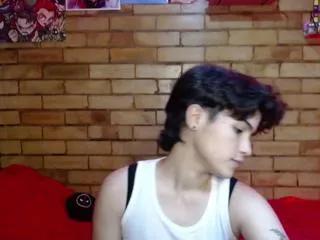 alex_tayler from Flirt4Free is Freechat