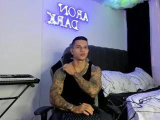 aron_dark from Flirt4Free is Freechat