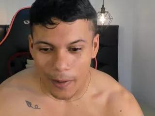 criss_brownn from Flirt4Free is Freechat