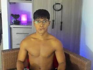 jones_bincs from Flirt4Free is Freechat