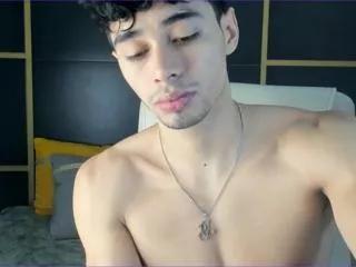 maximiliano_moretti from Flirt4Free is Freechat