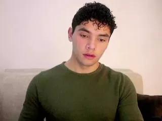 thiago_leonn from Flirt4Free is Freechat