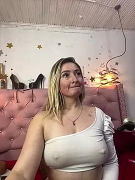 Antonella87 webcams show profile image 