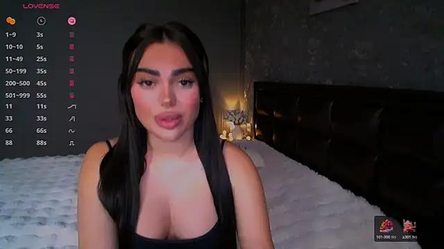 babyleilaa from StripChat is Freechat