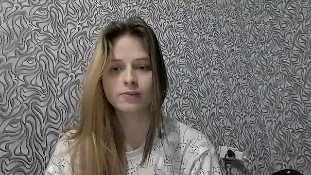 BeautifulMoon20 from StripChat is Freechat