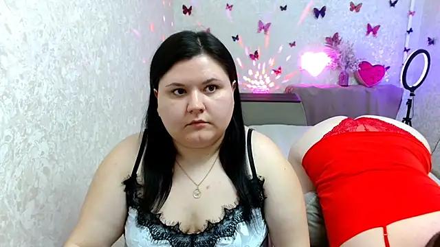 BeckyAndHellen from StripChat is Freechat