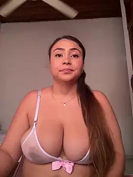 dulce_santamaria from StripChat is Freechat