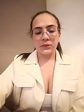 Emily__Russo_ from StripChat is Freechat