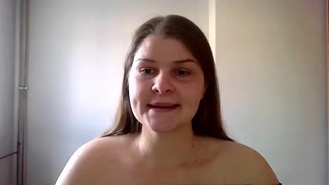 lovexCaroline from StripChat is Freechat