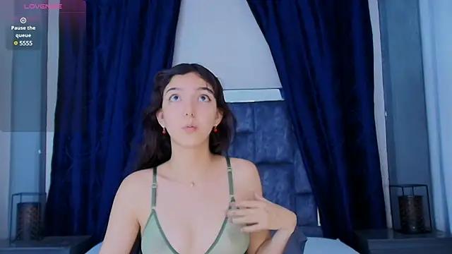 Marcelaa_fox from StripChat is Freechat