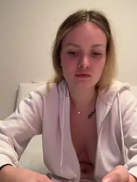 Mariemelissah webcams show profile image 