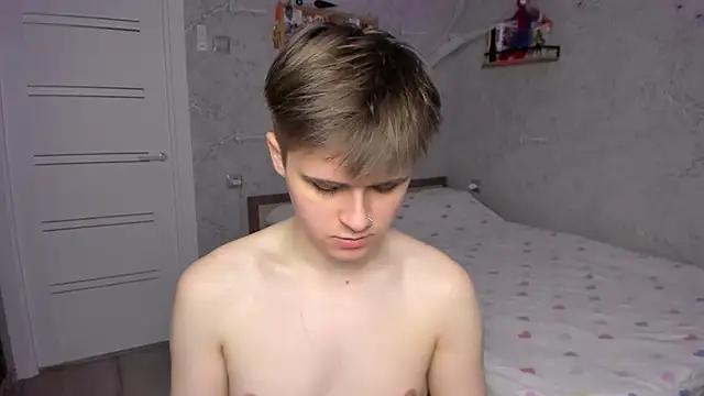 Mark_Bearcub from StripChat is Freechat