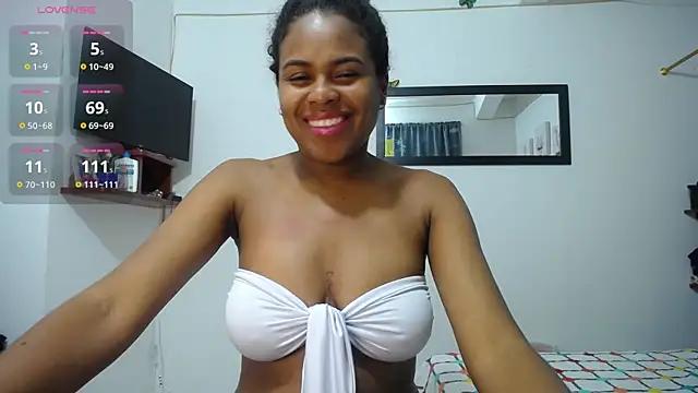 RouseAdams01 from StripChat is Freechat