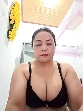 Sexy-bigtits2024 from StripChat is Freechat