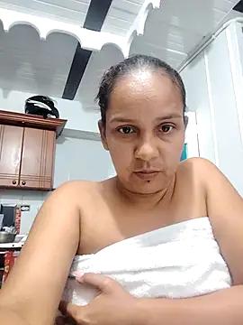 squirt-secret from StripChat is Freechat