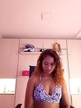 Zoedaniels from StripChat is Freechat